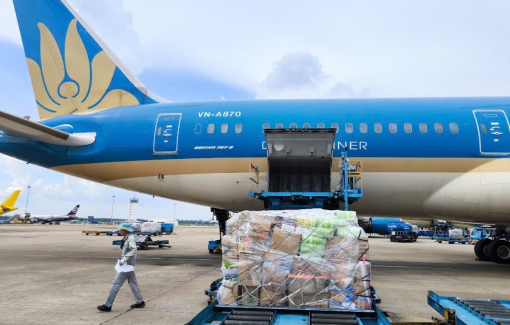 Vietnam Airlines vận chuyển miễn phí hàng hóa hỗ trợ vùng mưa lũ miền Trung
