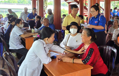 250 người dân phường An Khánh được khám bệnh, phát thuốc miễn phí