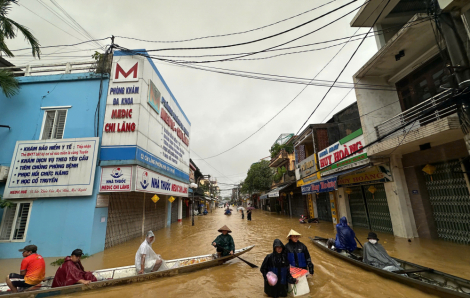 Miền Trung tiếp tục mưa lớn, áp thấp nhiệt đới có thể hình thành bão số 13