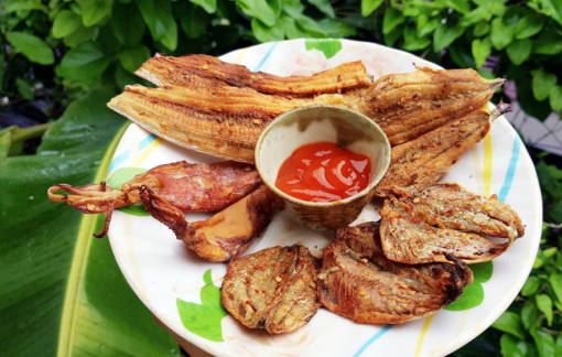 Cá khô mùa biển động