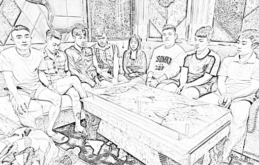 Kiểm tra quán karaoke, phát hiện 24 đối tượng đang "bay lắc"