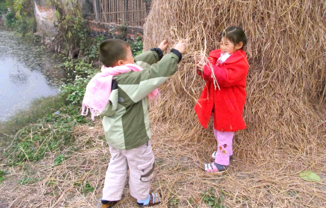 Tuổi thơ ngọt ngào với lớp học ca ba