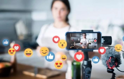 Loạt đề xuất “quản” livestream bán hàng