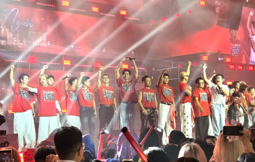 Hơn 5,3 tỷ đồng từ đêm nhạc ‘Tôi! Người Việt Nam’ gửi đến đồng bào chịu ảnh hưởng bão lũ