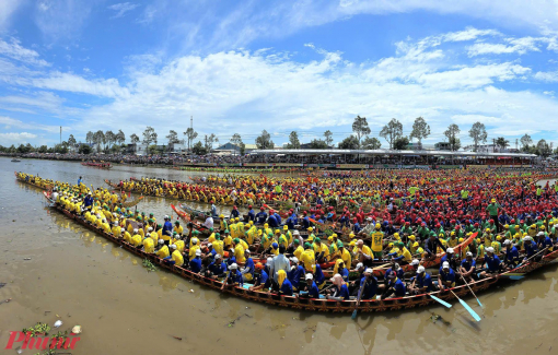 Khai mạc giải đua ghe ngo với tổng giá trị giải thưởng hơn 1,4 tỉ đồng