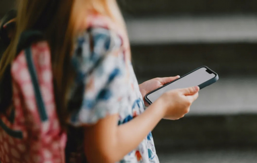 Nhật Bản “chật vật” vì nội dung khiêu dâm từ AI