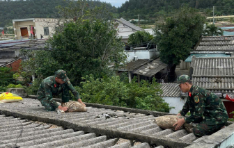 Quảng Ngãi cấm tàu thuyền ra biển từ 19g ngày 5/11