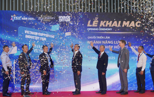 EVNHCMC đồng hành cùng Triển lãm Ngành năng lượng - công nghiệp hỗ trợ - HVCR năm 2025