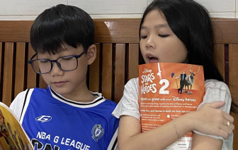 Tôi kèm con học đến khuya, chồng nói tôi có thể bị phạt 10 triệu đồng?