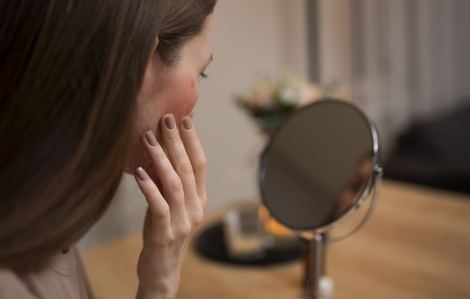 12 thói quen hàng ngày đang âm thầm phá hủy làn da của bạn