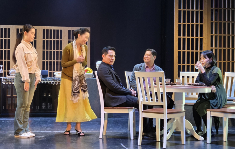 ‘Truy tâm’ và cuộc tự vấn của các bậc phụ huynh