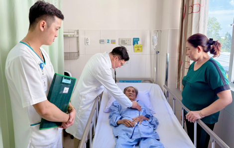 Cứu sống cụ bà 81 tuổi nguy cơ đột tử liên quan nhịp tim chậm nặng