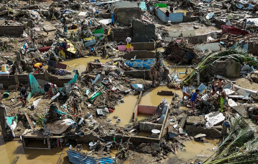 Đông Nam Á oằn mình với hàng loạt cơn bão mạnh