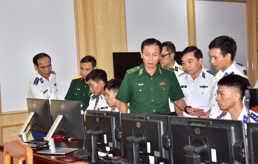 Ngăn chặn đánh bắt thủy sản trái phép, quyết tâm gỡ thẻ vàng