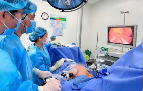 Dùng kỹ thuật mới điều trị cho người bệnh đã ghép thận, bị ung thư vú