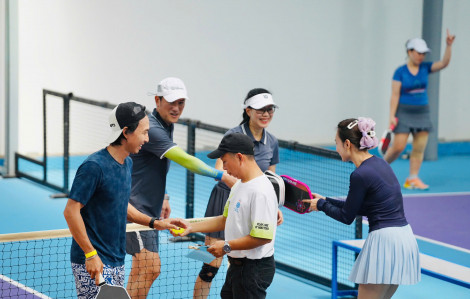 Gia đình 'tăng yêu thương - thêm vui khỏe' với Pickleball