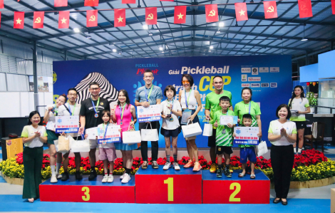 Giải Pickleball Báo Phụ nữ TPHCM thành công nhờ những giọt mồ hôi, nụ cười và cả nước mắt