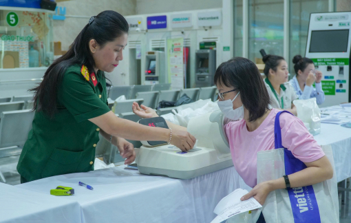 Bệnh viện Quân y 175 tầm soát suy giáp miễn phí nhân ngày Nhà giáo Việt Nam