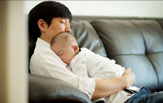 Đề xuất chồng có thể nghỉ thai sản thay vợ