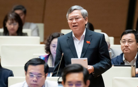 “Chỉ hỗ trợ phụ nữ sinh đủ 2 con trước 35 tuổi là không công bằng"