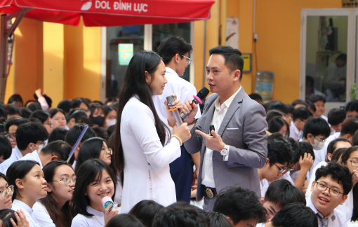 Chuyên gia lưu ý 7 điều để tuổi học trò đừng yêu sai