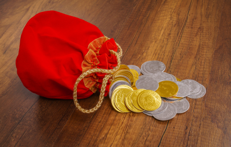 2 cây vàng tăng giá gấp 4, phép thử cho niềm tin vợ chồng