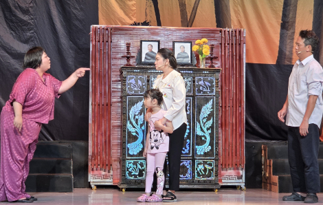 ‘Cô gái triệu đô’ và thước đo về lòng người