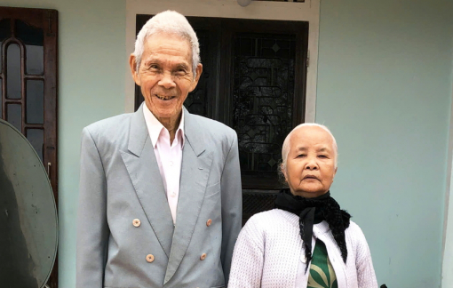 Tình già không phai