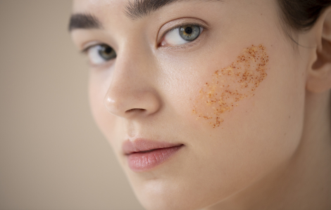 7 thói quen hàng ngày làm da sậm hơn