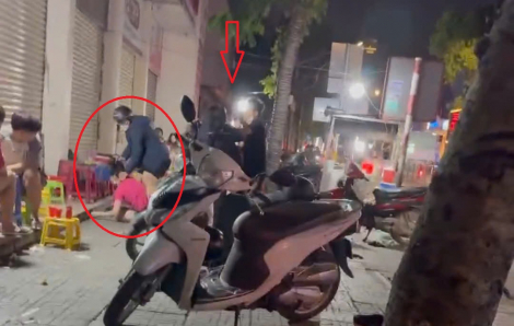 4 thanh niên nam nữ ẩu đả nhau vì mâu thuẫn, 2 cô gái bị đánh te tua