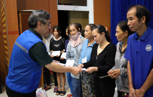 TPHCM tiếp tục hỗ trợ đồng bào Quảng Ngãi, Đà Nẵng khắc phục hậu quả bão lũ