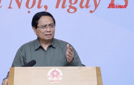 Thủ tướng Phạm Minh Chính: Khẩn trương xây lại 1.900 nhà sập đổ cho đồng bào miền Trung