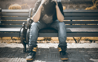 Chồng rút tiết kiệm đầu tư tiền ảo để mong nghỉ việc