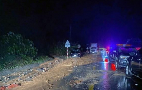 Hiện trường sạt lở đèo ở Khánh Hoà khiến 6 người không qua khỏi