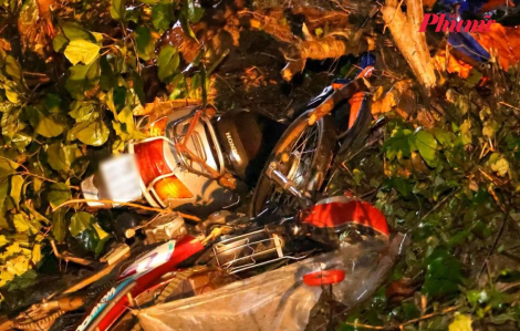 Khoảnh khắc sạt lở trong đêm cuốn phăng lán trại, vùi lấp 3 người ở đèo Khánh Sơn