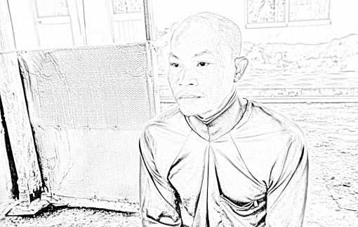 Bắt gã đàn ông hiếp dâm con gái của bạn nhậu