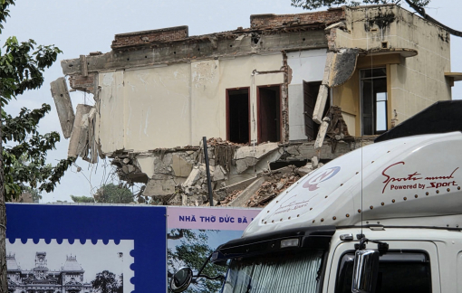 3 căn biệt thự tại khu đất số 1 Lý Thái Tổ đã xuống cấp nặng, phải tháo dỡ