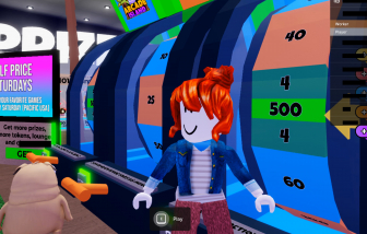 Roblox chặn trẻ em trò chuyện với người lớn xa lạ