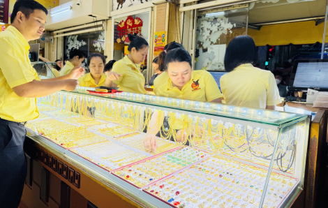 Giá vàng miếng xuống dưới 150 triệu đồng/lượng