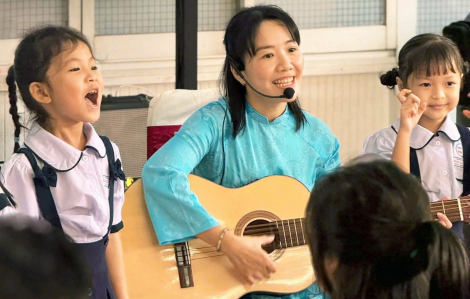 Người thầy - cầu nối nhân văn trong thời đại kiến tạo công dân số