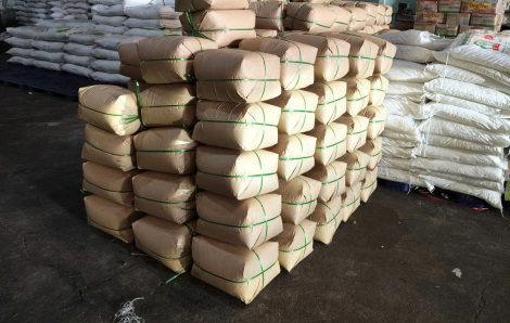 Thu giữ gần 15 tấn đường lậu Thái Lan