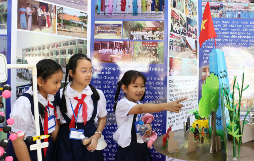 TPHCM khai mạc triển lãm 50 năm đổi mới giáo dục