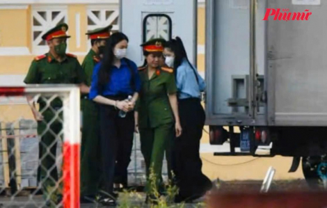 Bản tin tổng hợp ngày 19/11: Hình ảnh hoa hậu Thùy Tiên hầu tòa; Sạt lở dồn dập ở miền Trung