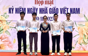 Gia đình cố giáo sư Đặng Lương Mô trao học bổng hằng năm cho sinh viên Trường ĐH Bách khoa TPHCM