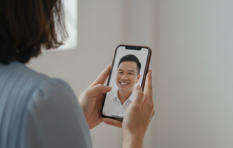 Chồng thường xuyên đi làm xa nhà, vợ có nên cảnh giác?