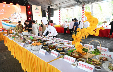 Độc đáo bộ sưu tập 100 món ngon từ sợi gạo