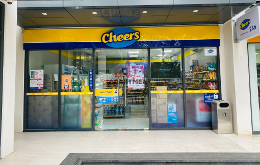 Sinh viên 'bào' hết 12 triệu đồng khi được giảng viên mời ăn, chuyện gì vậy?