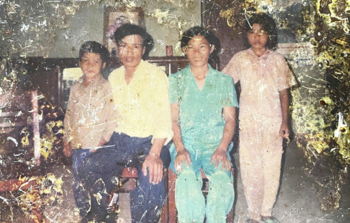 Người ta gọi “bóp ơi”, với tôi thiêng liêng tiếng má