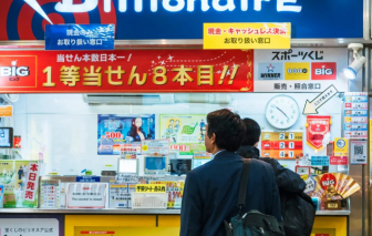 Người đàn ông trúng số 3,8 triệu USD giấu vợ sống xa hoa và cái kết bất ngờ