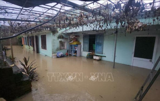 Thủ tướng họp khẩn trực tuyến từ Nam Phi về ứng phó lũ lụt ở miền Trung